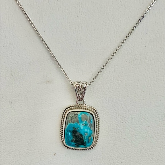 Sierra Nevada Turquoise Solitaire Pendant Necklace 20 Inches in SS NWT - Picture 2 of 14